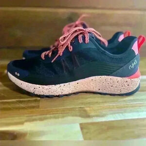 Ryka women’s Kaya plus blue athletic training sneakers sz. 9.5. Athletic running